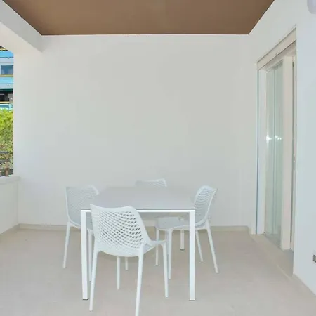 Apartamento Chic By The Coast In