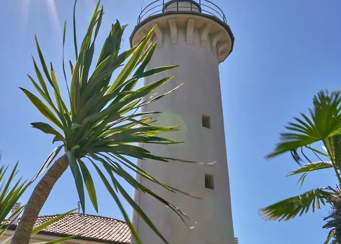 Chic By The Coast In *