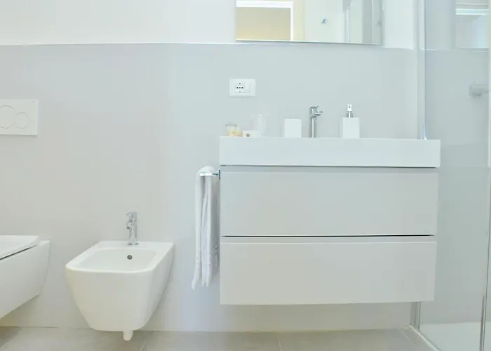 Chic By The Coast In *