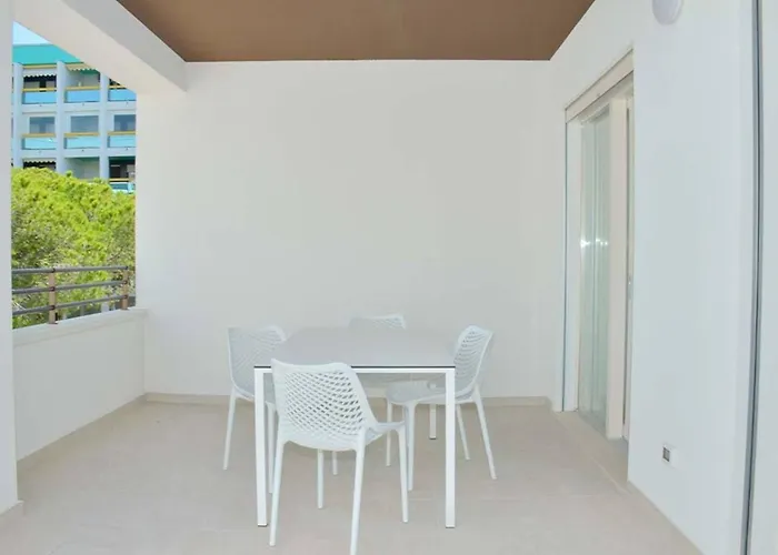 Appartamento Chic By The Coast In